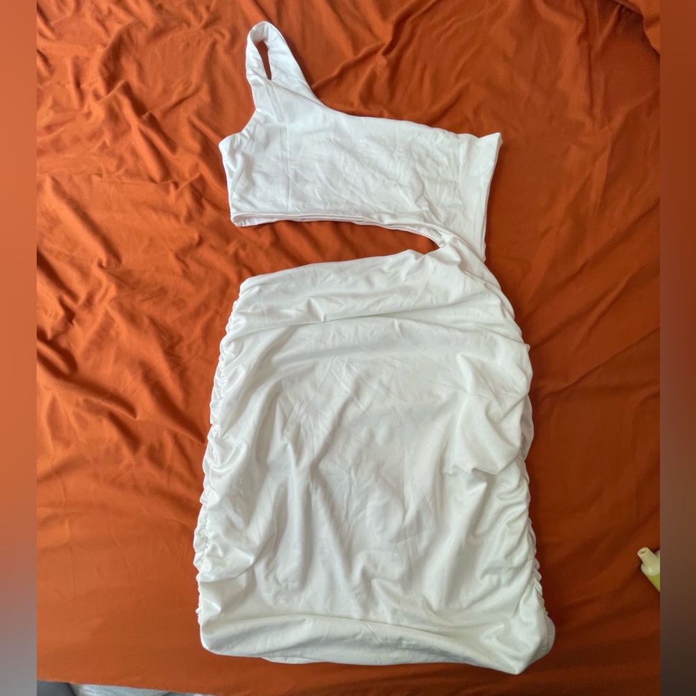 White Bodycon One Shoulder Dress with Cutout
